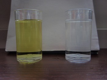 酸性水(左) 弱アルカリ水(右) 酸性水(左) 弱アルカリ水(右)