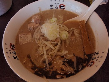背油味噌ラーメン(700円) 背油味噌ラーメン